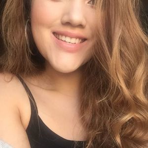 Meet your Posher, Evely